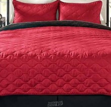 Reversible Quilt Set Red/Black King Polyester Machine Washable - £38.05 GBP
