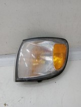 Driver Corner/Park Light Park Lamp-turn Signal Fits 98-00 SIENNA 653513 - $389.97 MXN