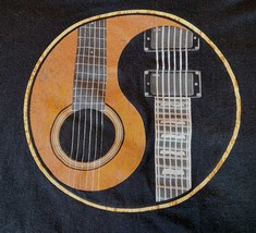 Acoustic Guitars Yin Yang Music T-shirt Gildan Cotton Tee 2XL XXL - $184.13 MXN