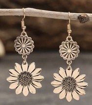 Vintage 3D Sunflower Design Dangle Earrings - £6.16 GBP