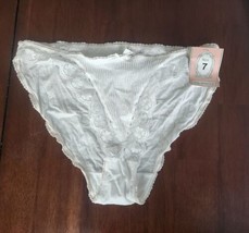 Vintage &quot;Of The Moment&quot; White Cotton Lace hi waist Panties Size 7 - £27.09 GBP