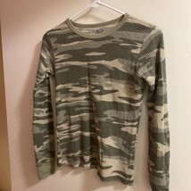 Boys Camo Green Thermal Longsleeve Shirt Size L 12 14 Chest 30” - $3.56