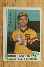 1982 Topps Traded #63T Sixto Lezcano Outfield Padres Baseball Card - £3.87 GBP