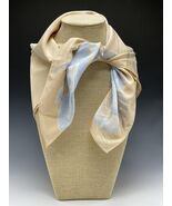 Vintage Vera Scarf Beige Blue Floral Handkerchief Hankie - $327.43 MXN