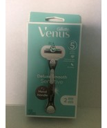 NEW Gillette Venus Deluxe Smooth Sensitive Women&#39;s Razor + 2 Razor Blade... - $26.96