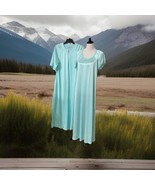 Vintage Peignoir Set Sz S Vanity Fair Nightgown Robe ? 2 Piece Nylon - $39.62 CAD