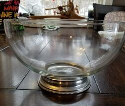 Vintage clear Glass Serving Bowl With Metal  Base - €11,78 EUR