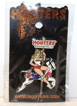 Hooters Binghamton New York Ny Merry Go Round Carousel Horse Girl Lapel Pin - £23.97 GBP