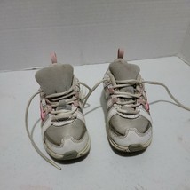 Nike Girl’s Size 9C Toddler Sneakers White &amp; Pink Shoes - £5.40 GBP