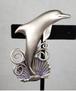 Vintage 1986 Signed Jonette Jewelry JJ Pewter Dolphin Shell Glitter Brooch - $473.50 MXN