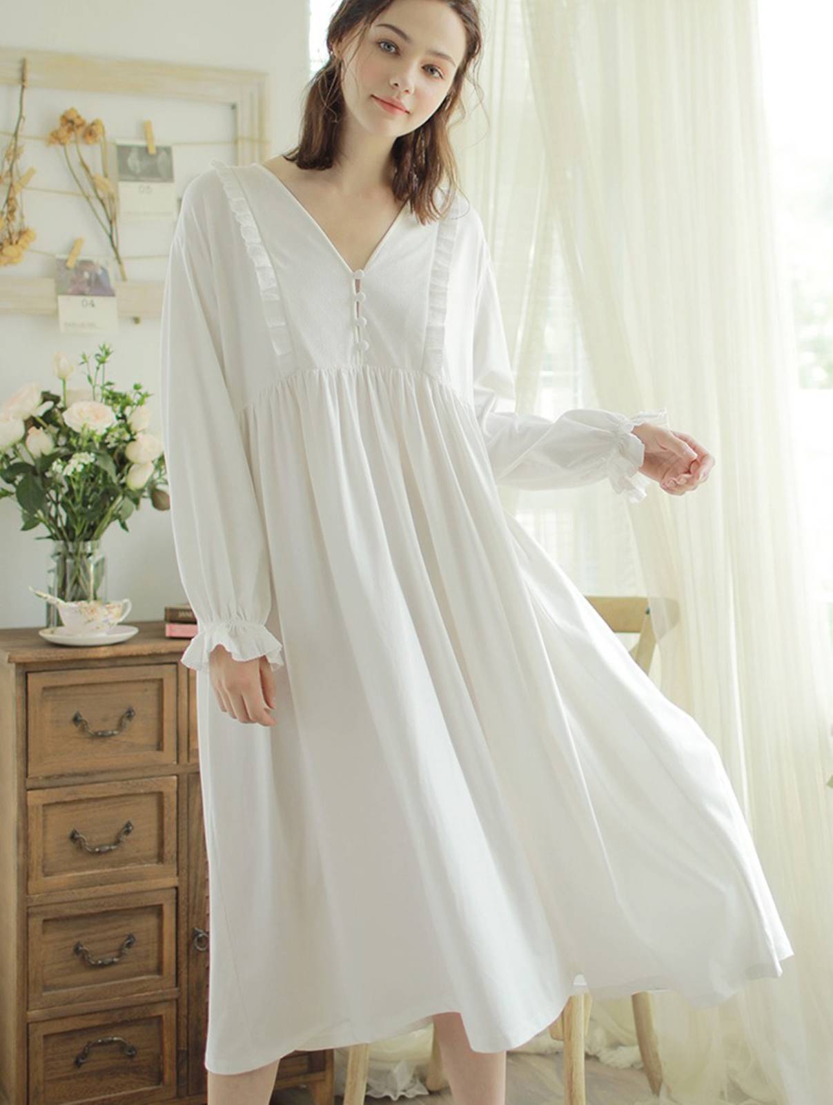Plus Size Vintage Victorian Bridal nightgown|Plus Size renaissance Gown|Chemise