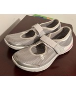 BZEES Luxury Slip On Shoes Womens 7.5 M Silver Grey Mary Jane Zigzag Ort... - $95.06 CAD