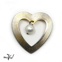 Vintage Valentine 50s Classic Heart Circle Pin w Pearl Drop - Gift Bag - Hey Viv - £10.97 GBP
