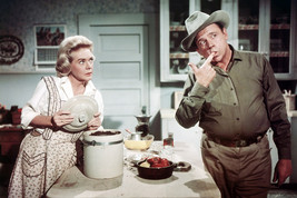 Tom Ewell and Alice Faye in State Fair in Kitchen 24x18 Poster - $23.99