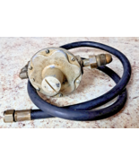 USED OLD SCHOOL PROPANE REGULATOR AND 4&#39; HOSE GOOD CONDITION - $17.41 CAD