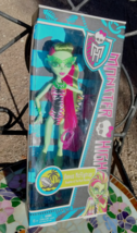 2012 Monster High Venus Mcflytrap Daughter Of The Plant Monster Doll Nos - £78.22 GBP