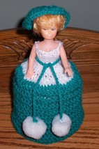 Handmade Knitted Bathroom Green &amp; White Toilet Tissue Paper Doll Cover - £11.98 GBP