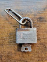 Vintage MasterLock No. 22 Padlock w/344 Key - working - £9.35 GBP