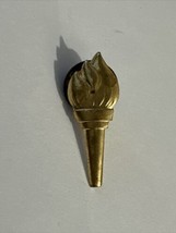 Vintage Girl Scouts Torch Leadership Lapel Pin Pinback Gold Tone - £6.99 GBP