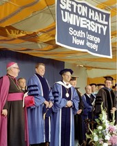 President Ronald Reagan at Seton Hall University graduation New 8x10 Photo - £7.02 GBP