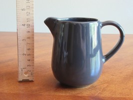 IKEA VARDAGEN Milk Creamer Jug Dark Grey 39 cl 4.5&quot; 602.972.82 Sleek Design - $177.07 MXN