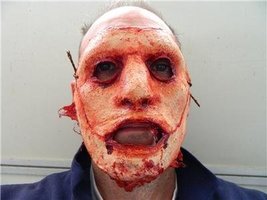 Dead Head Props Halloween Prop Hand Made Realistic Bloody Skinned Flesh Face Mas - £28.90 GBP