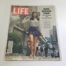VTG Life Magazine: August 22 1969 - Our Moon Trip/That Young New York Look - £10.35 GBP