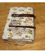 Vintage JCPenney Muslin Spring Floral Two Standard Pillowcases - $361.21 MXN