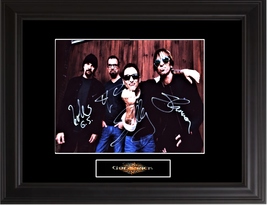 Godsmack Autographed Photo - £176.52 GBP