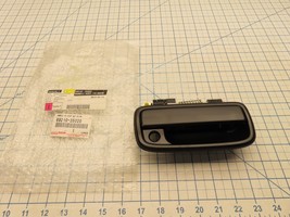 Toyota 69210-35020 Exterior Door Handle Front RH Black - $1,809.26 MXN