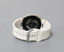 Samsung Galaxy Watch7 SM-L300 40mm Aluminum Smartwatch - Cream image 4