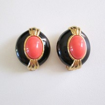Ginnie Johansen Statement Clip Earrings Pink Cabochon Goldtone Navy Color Signed - £26.09 GBP