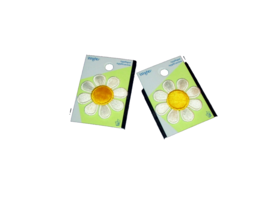 WRIGHTS IRON ON APPLIQUE two 1-3/4" diam DAISIES price for both (appliqu... - $4.00