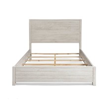 FarmHome Off White Solid Pine Platform Bed in King Size - $22,939.24 MXN