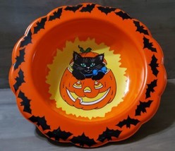 Vintage Berman Ind Halloween Candy Bowl Dish Black Cat in Jack-o-Lantern Plastic - £13.34 GBP