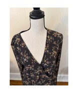 Ophelia Roe Long-Sleeve Floral Dress  M - $460.95 MXN