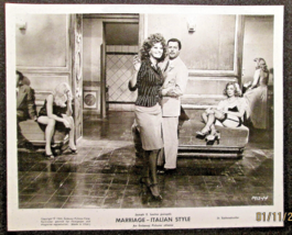SOPHIA LOREN: (MARRIAGE ITALIAN STYLE) ORIG,1964 VINTAGE PHOTO - $99.00