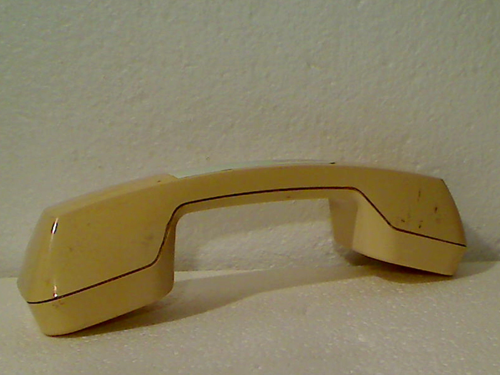 Vintage AT&amp;T Almond Color Handset For Corded 110 100 Wall Telephone, Tes... - $8.00