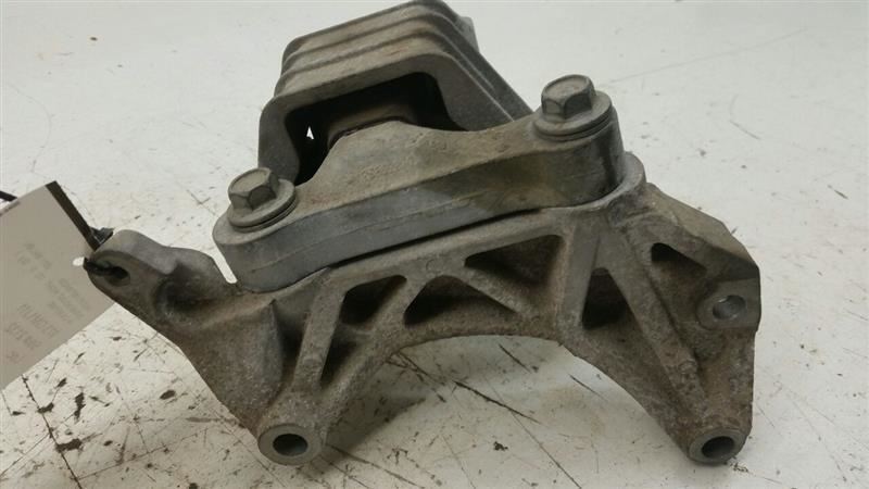 2011 Chevy Malibu Engine Motor Mount Right Passenger 2008 2009 2010 2012... - $31.46