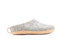 Woolly&#39;s Indoor Open Heel Slippers With Leather Sole (Natural Grey) - 46... - $1,003.24 MXN