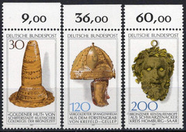 ZAYIX Germany 1258-1260 MNH Archaeology Artifacts Gilt Helmet 042623S154 - £2.66 GBP
