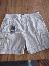 Architect Size 42W Khaki Shorts - £19.54 GBP