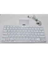 Apple A1359  iPad Keyboard Dock  1st 2nd &amp; 3rd Generations White - $18.04