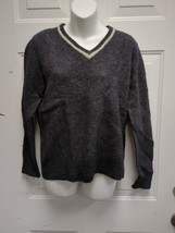 BDG V Neck Sweater - £7.11 GBP