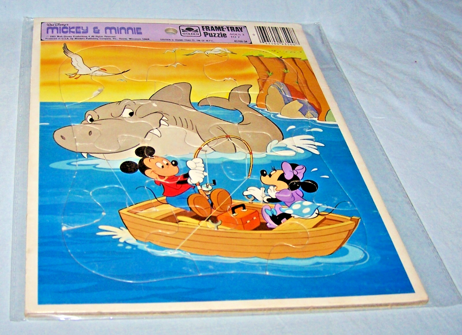 1983 Golden Frame-Tray Puzzle-WD-Mickey &amp; Minnie Fishing w/Shark in Back... - $9.50