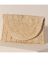 Simonetta Woven Clutch Natural - $826.92 MXN