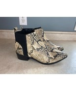 George Ladies Faux Reptile Skin Side Zipper Pull On Ankle Shoe Size 8 - $14.84
