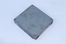 Toyota TACOMA ECM ECU PCM Engine Control Module 89661-04560  image 4