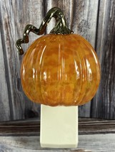 Bath &amp; Body Works Wallflower Plug In (B) - Pumpkin - Night Light - Light... - $282.60 MXN