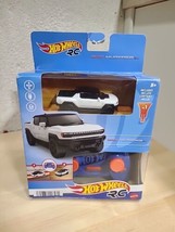 NEW 2023 Hot Wheels GMC Hummer EV White Radio Controlled RC 1/64 Scale USB - £15.96 GBP